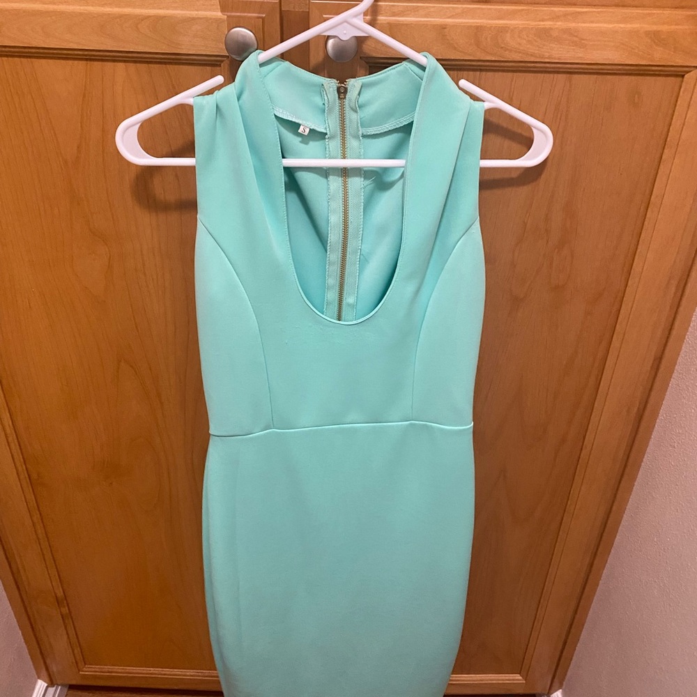 Short sleeve dress